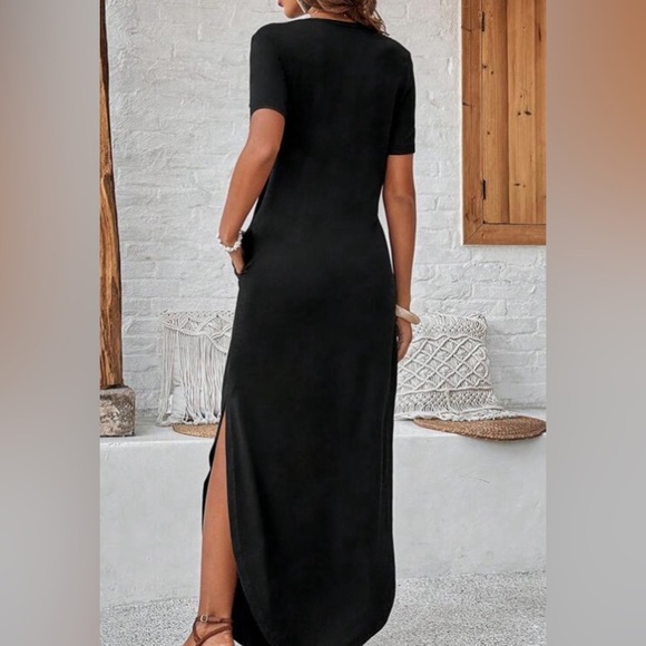 V neck short sleeve maxi dress slits with pockets black - Picture 2 of 4